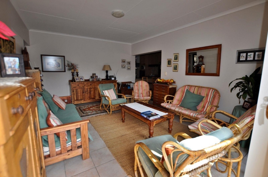 4 Bedroom Property for Sale in Fraaiuitsig Western Cape